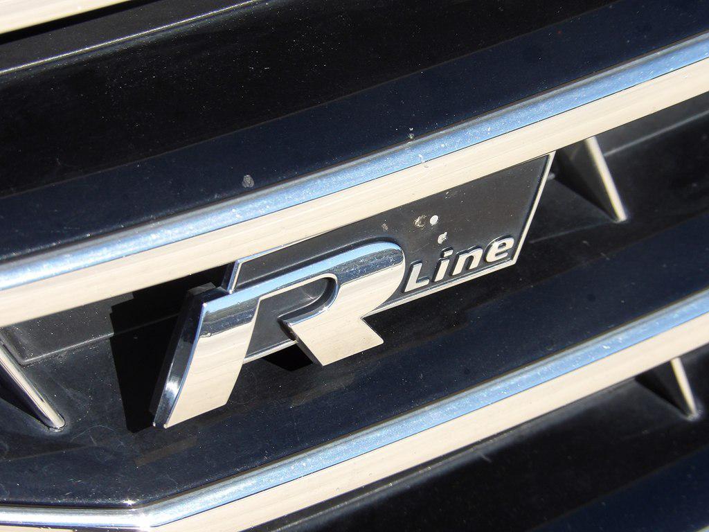 used 2017 Volkswagen Passat car, priced at $11,995