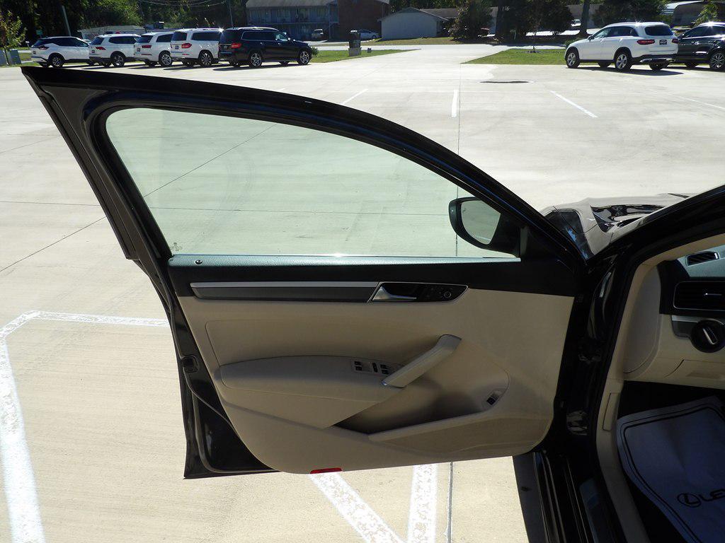 used 2017 Volkswagen Passat car, priced at $11,995