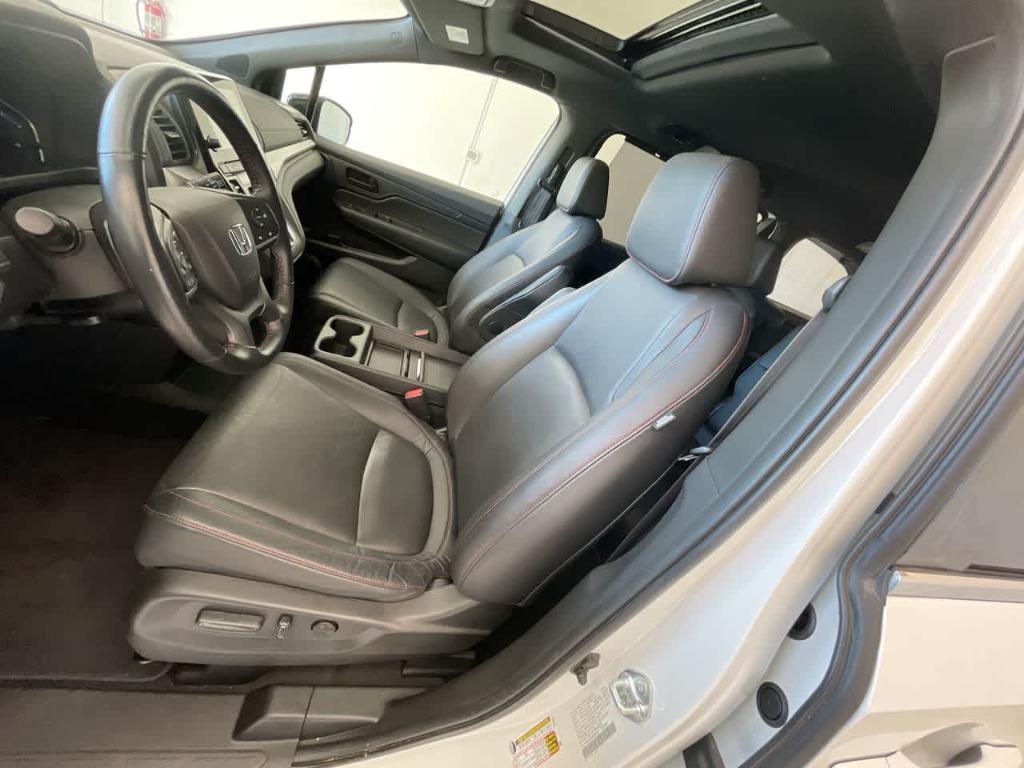 used 2023 Honda Odyssey car, priced at $32,517