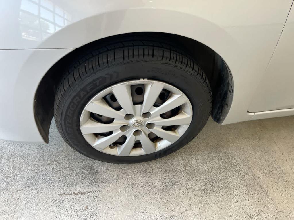 used 2014 Nissan Sentra car, priced at $5,556