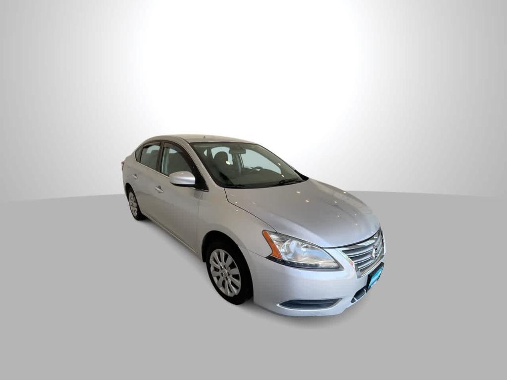 used 2014 Nissan Sentra car, priced at $5,556
