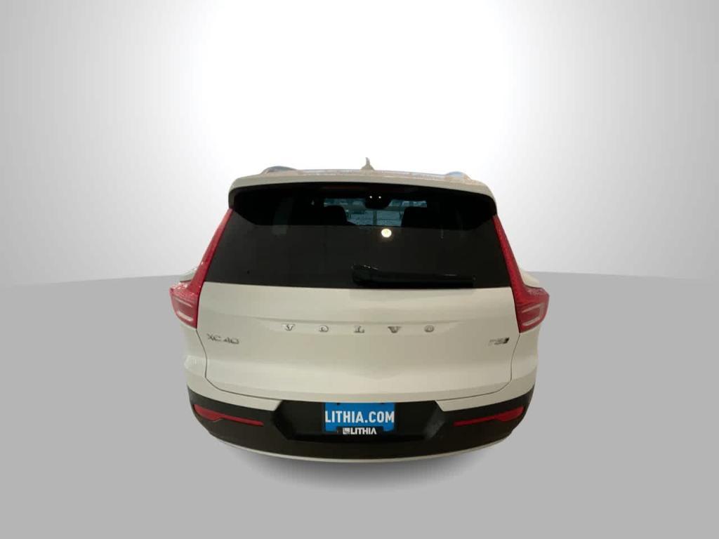 used 2022 Volvo XC40 car, priced at $19,031