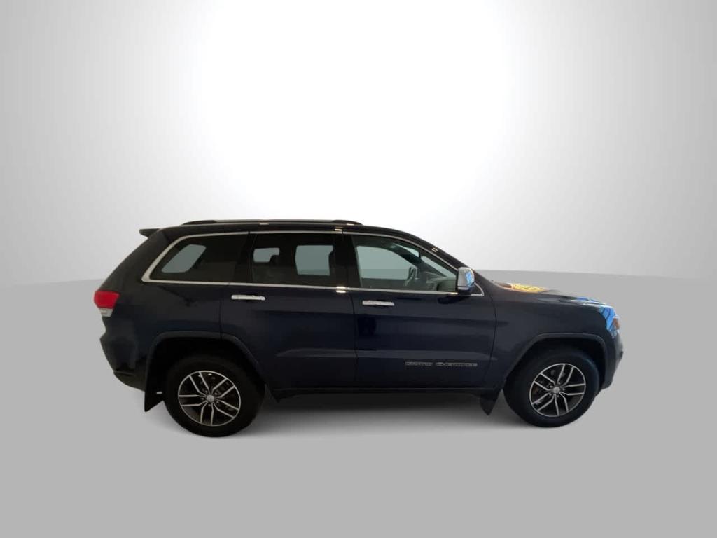 used 2017 Jeep Grand Cherokee car, priced at $13,787