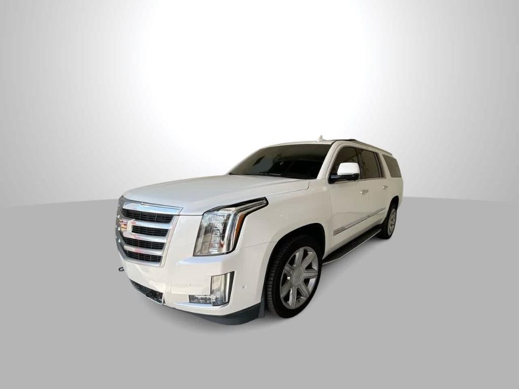 used 2018 Cadillac Escalade ESV car, priced at $36,189