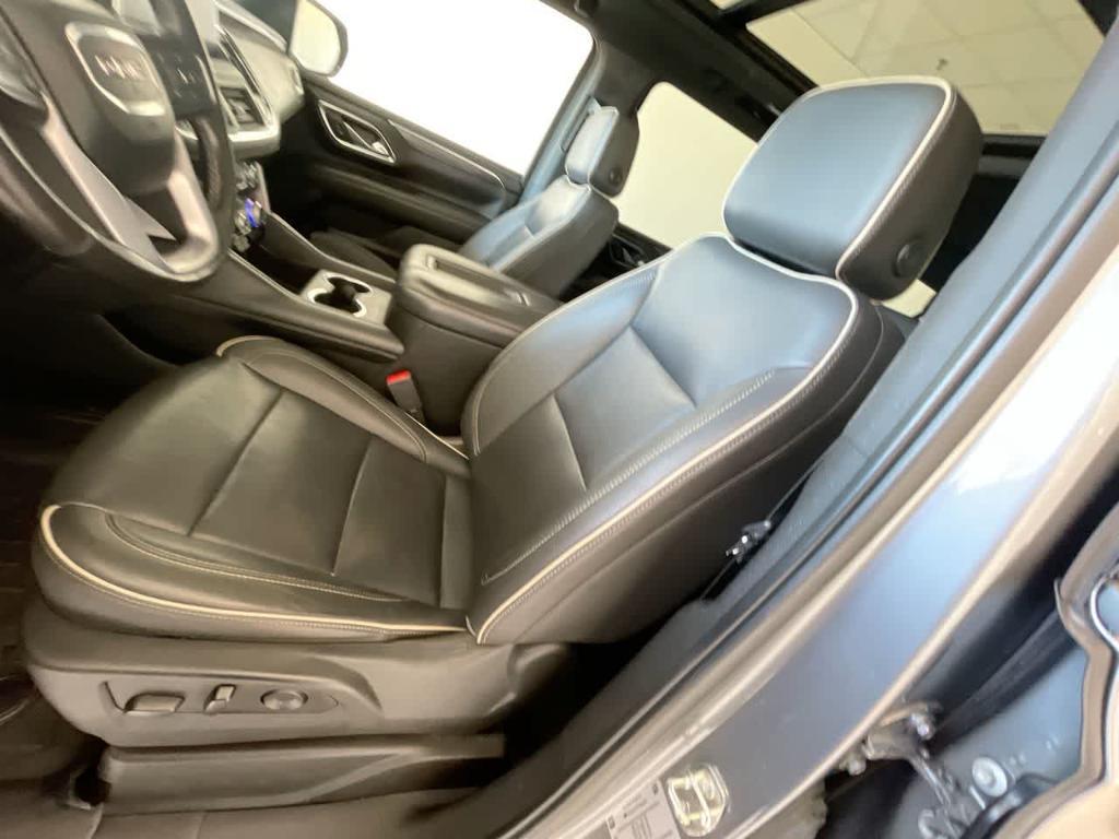 used 2022 GMC Yukon XL car, priced at $39,547