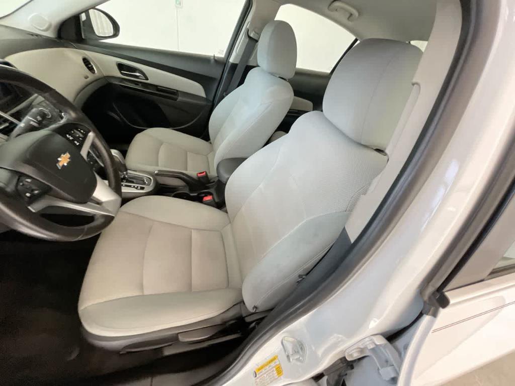 used 2014 Chevrolet Cruze car, priced at $8,919