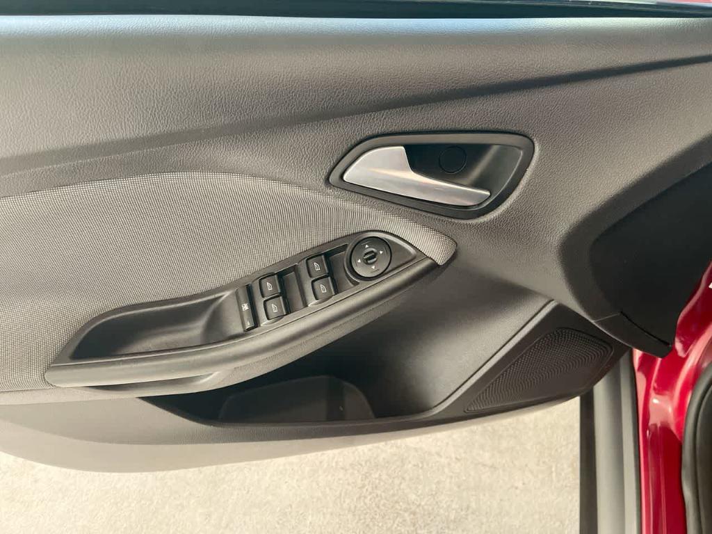 used 2014 Ford Focus car, priced at $5,263