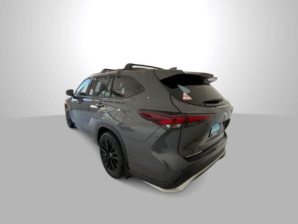 new 2025 Toyota Highlander car, priced at $48,847