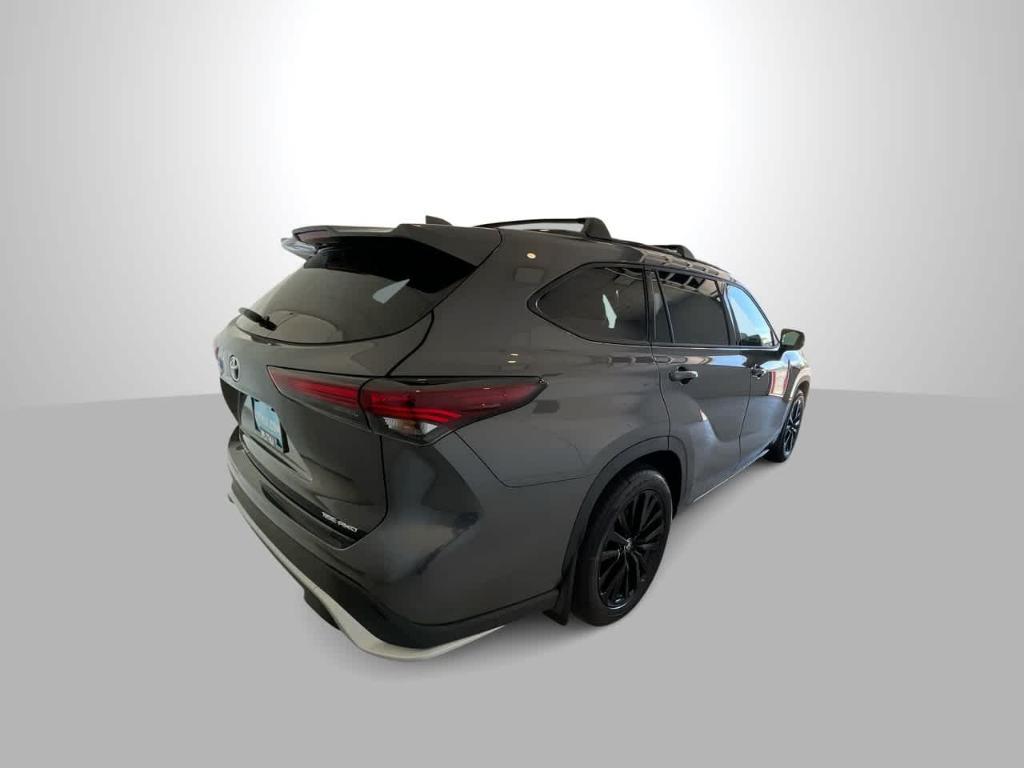 new 2025 Toyota Highlander car, priced at $48,847