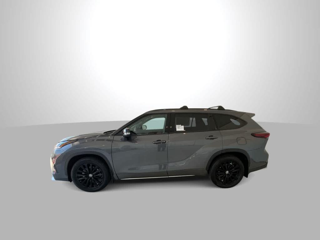 new 2025 Toyota Highlander car, priced at $48,847