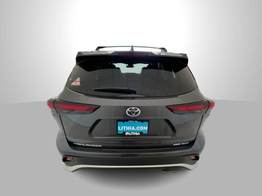 new 2025 Toyota Highlander car, priced at $48,847