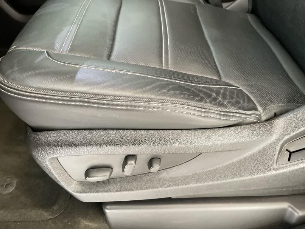 used 2015 GMC Yukon car, priced at $25,849