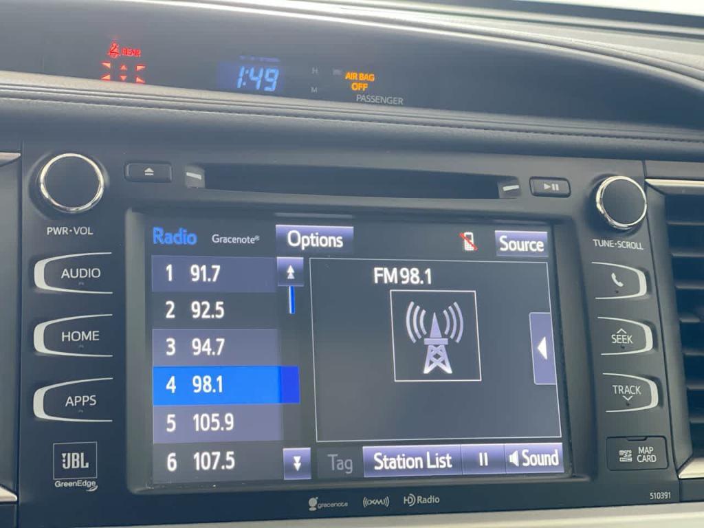 used 2019 Toyota Highlander car, priced at $27,751