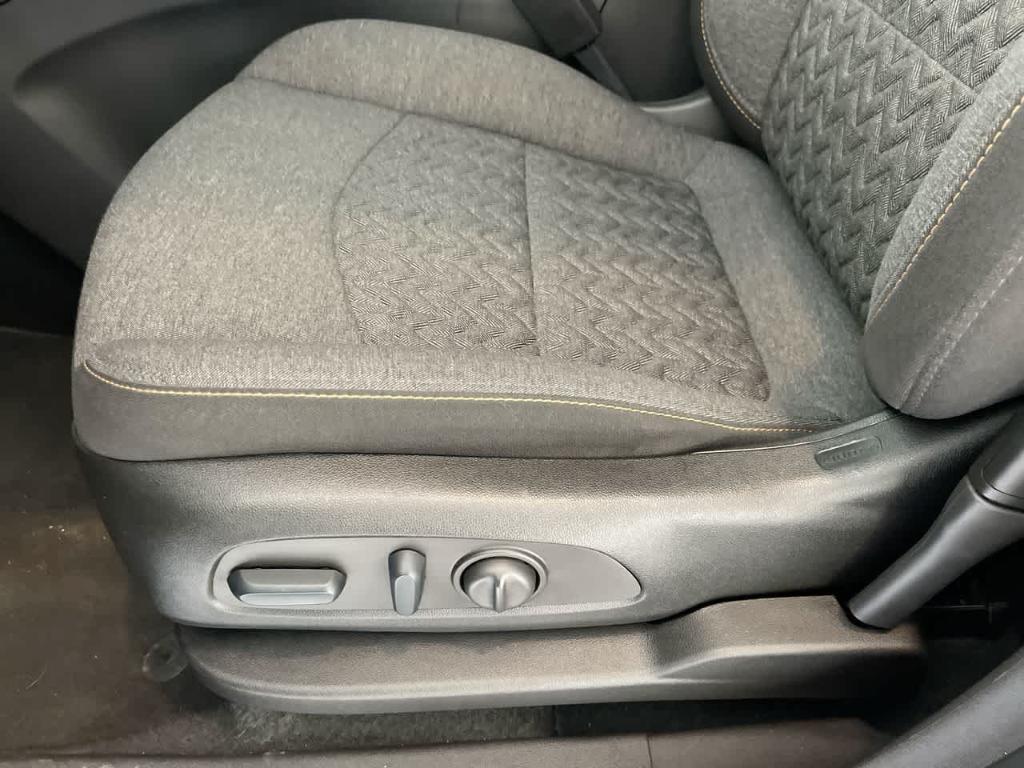 used 2023 Chevrolet Equinox car, priced at $21,045
