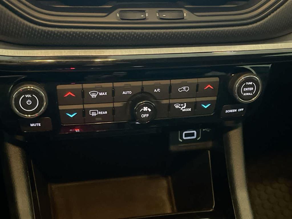 used 2023 Jeep Compass car, priced at $24,501