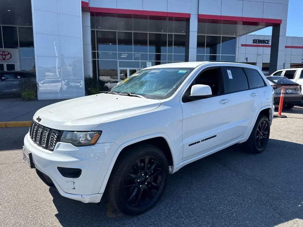 used 2018 Jeep Grand Cherokee car, priced at $20,717