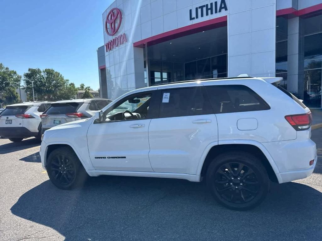 used 2018 Jeep Grand Cherokee car, priced at $20,717