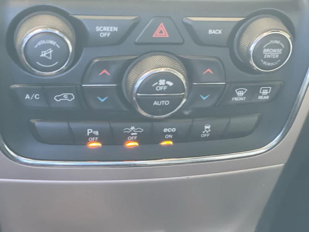 used 2014 Jeep Grand Cherokee car, priced at $11,682