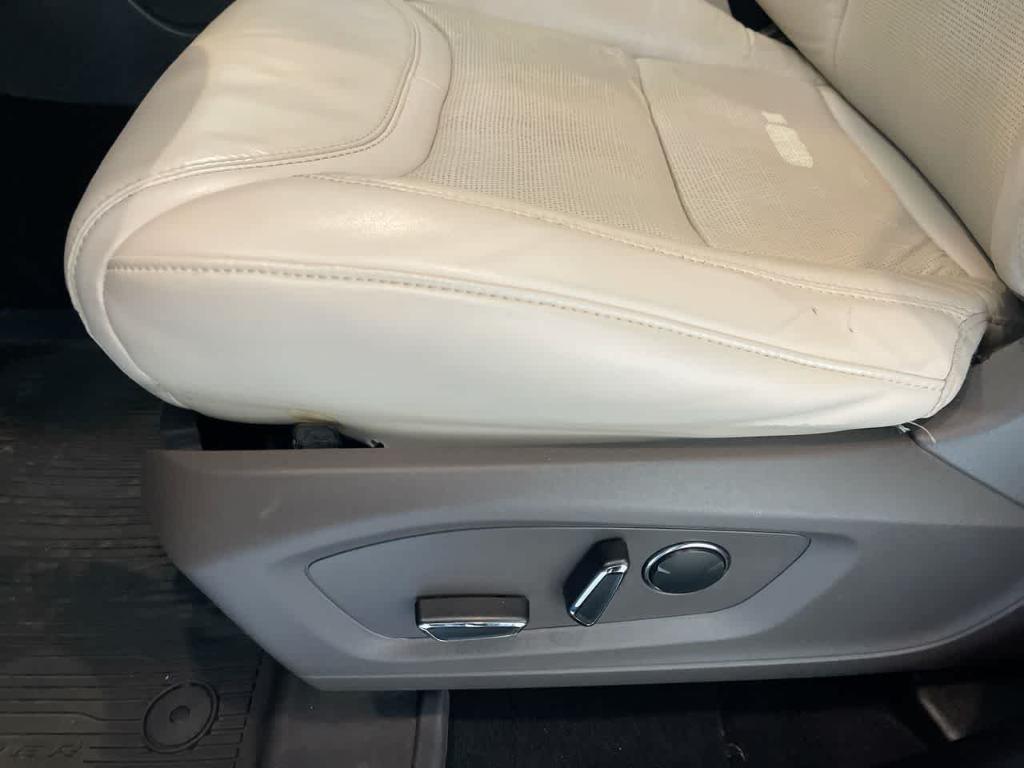 used 2020 Ford Explorer car, priced at $29,287