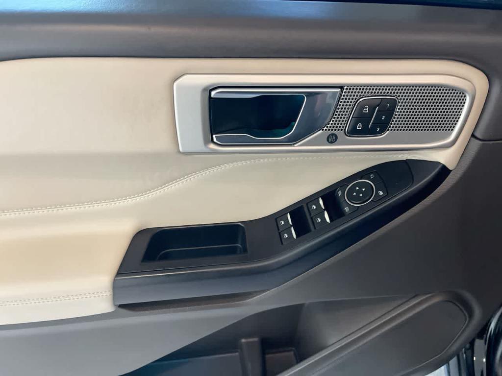 used 2020 Ford Explorer car, priced at $29,287