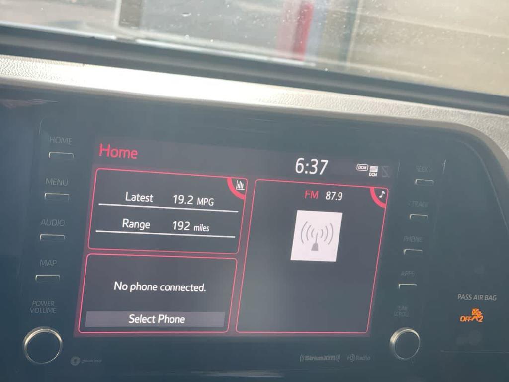 used 2021 Toyota Highlander car, priced at $30,149