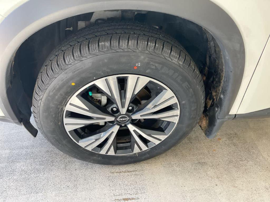 used 2023 Nissan Rogue car, priced at $21,810