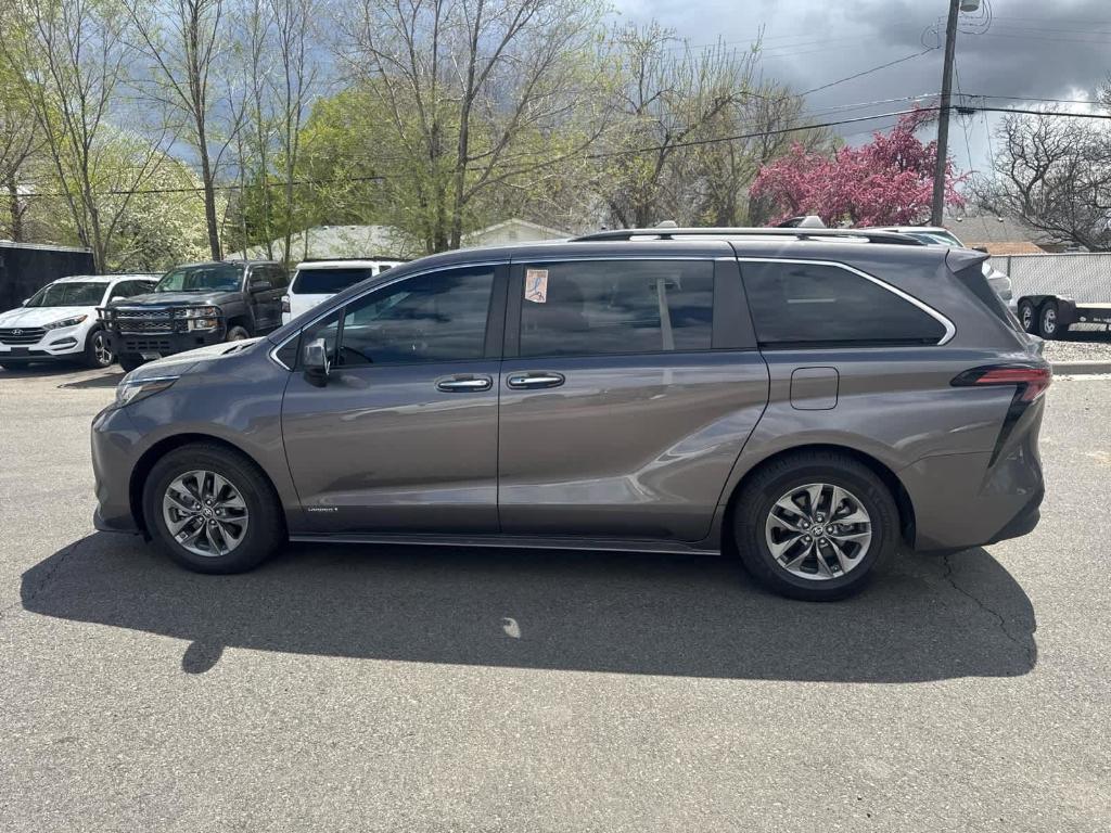 used 2021 Toyota Sienna car, priced at $40,353