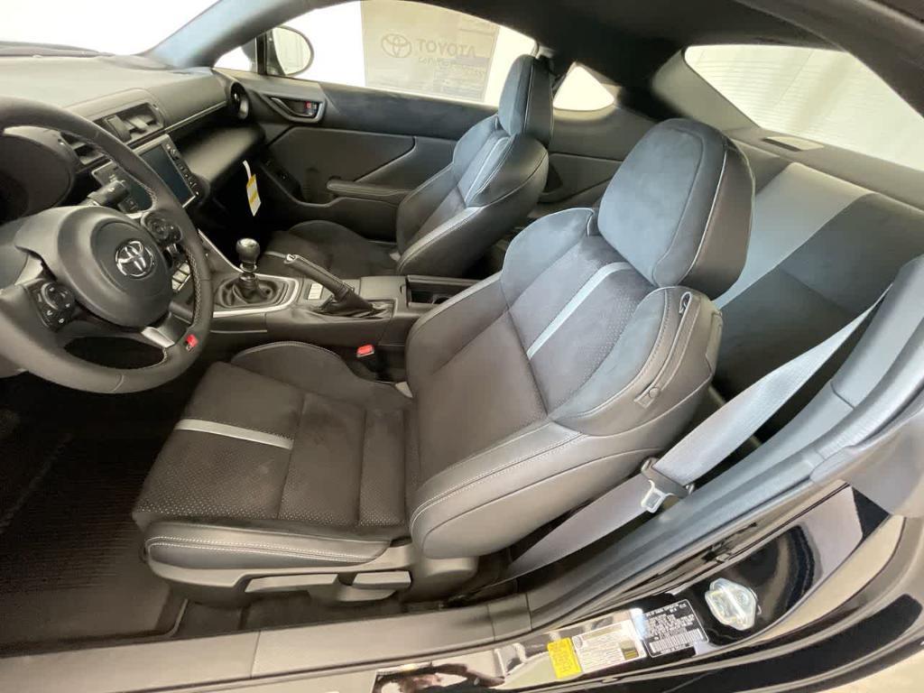 new 2025 Toyota GR86 car, priced at $33,386