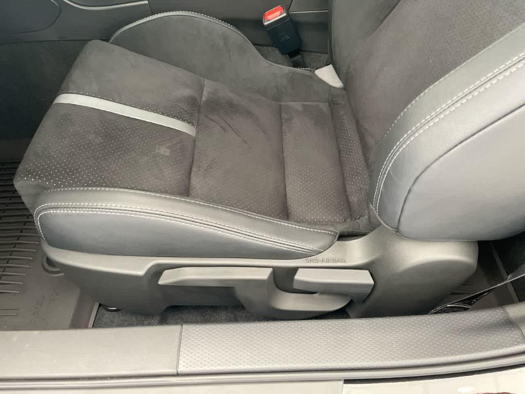new 2025 Toyota GR86 car, priced at $33,386