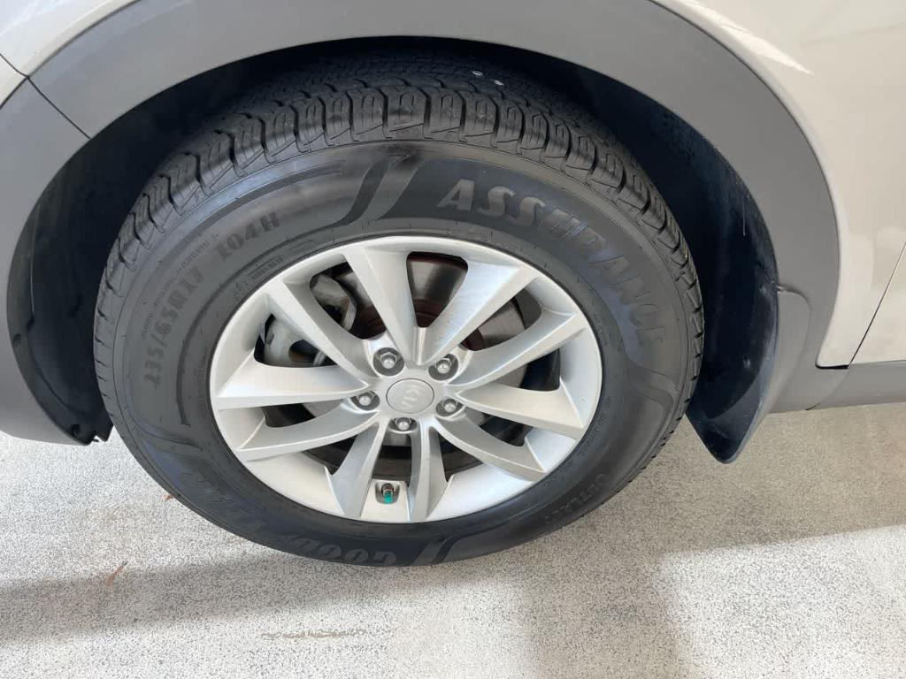 used 2016 Kia Sorento car, priced at $13,008