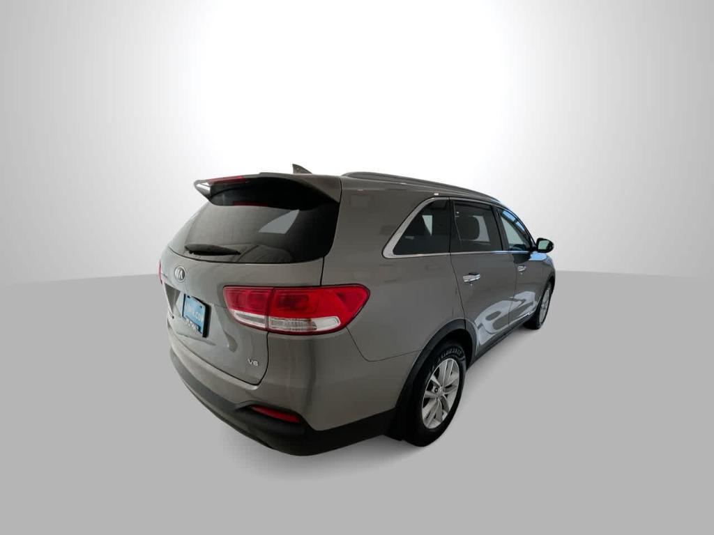 used 2016 Kia Sorento car, priced at $13,008