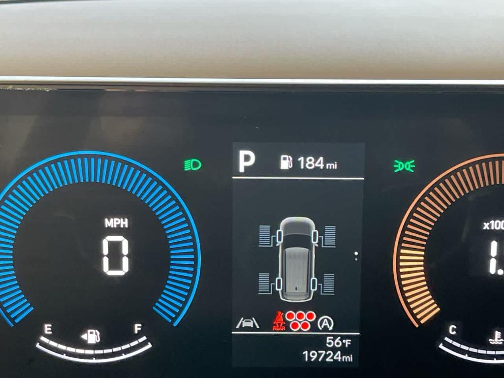 used 2024 Hyundai Santa Fe car, priced at $29,151