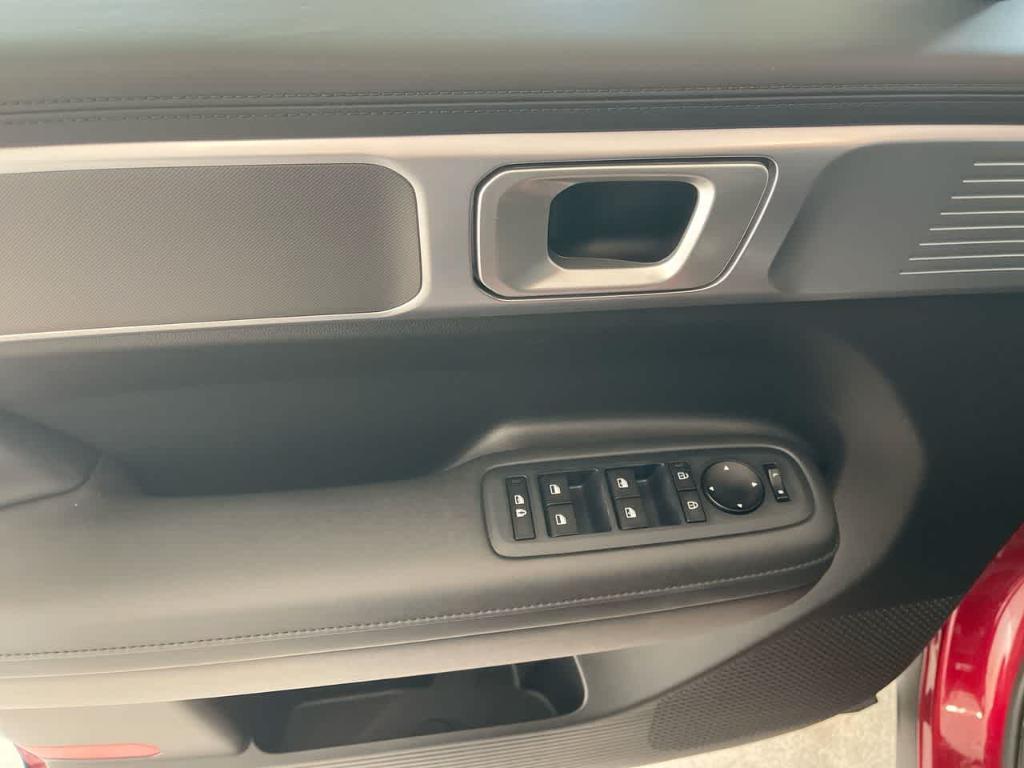 used 2024 Hyundai Santa Fe car, priced at $29,151