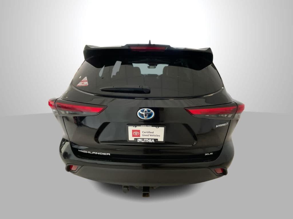 used 2021 Toyota Highlander Hybrid car, priced at $32,677