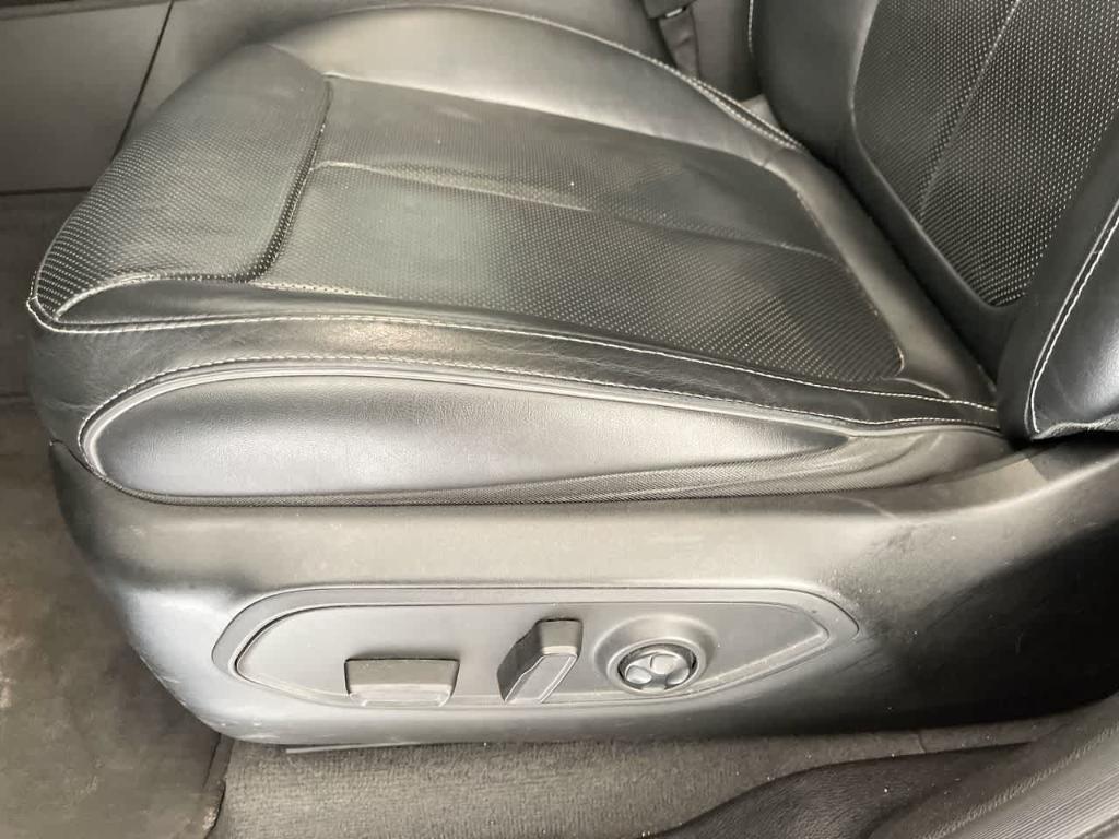 used 2021 Jeep Grand Cherokee L car, priced at $25,904
