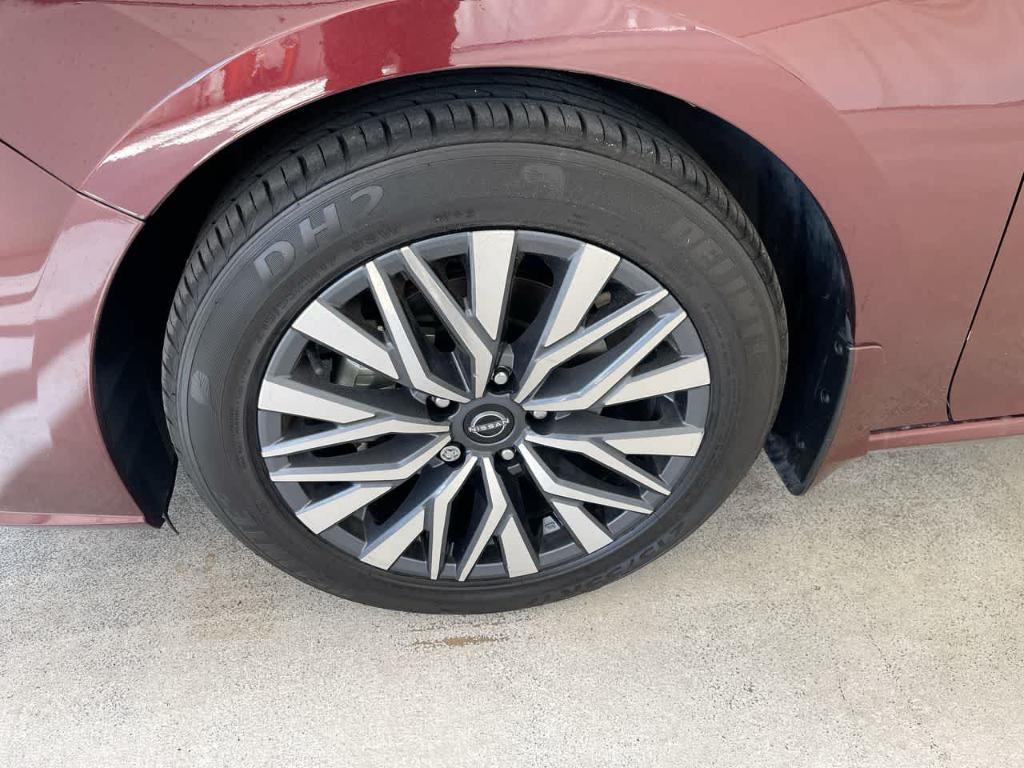 used 2023 Nissan Altima car, priced at $18,951