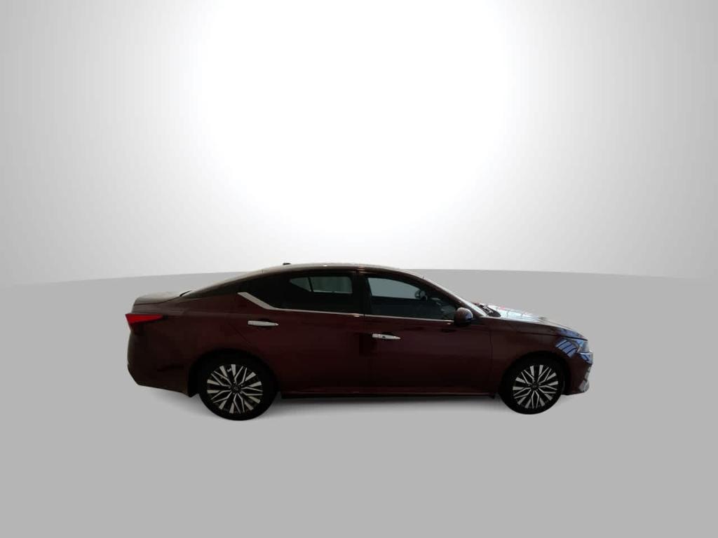 used 2023 Nissan Altima car, priced at $18,951
