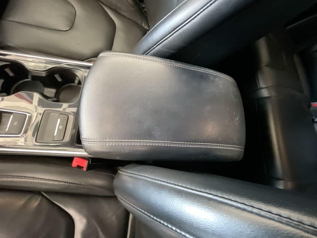 used 2019 Ford Edge car, priced at $17,759