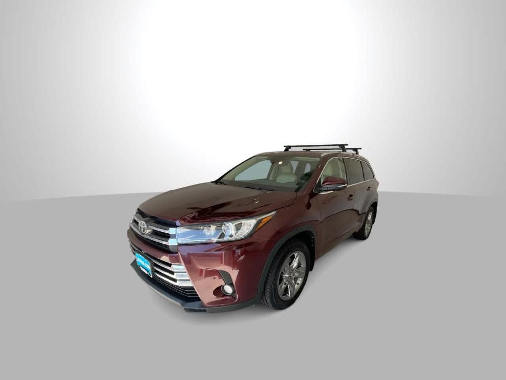 used 2018 Toyota Highlander car, priced at $21,423