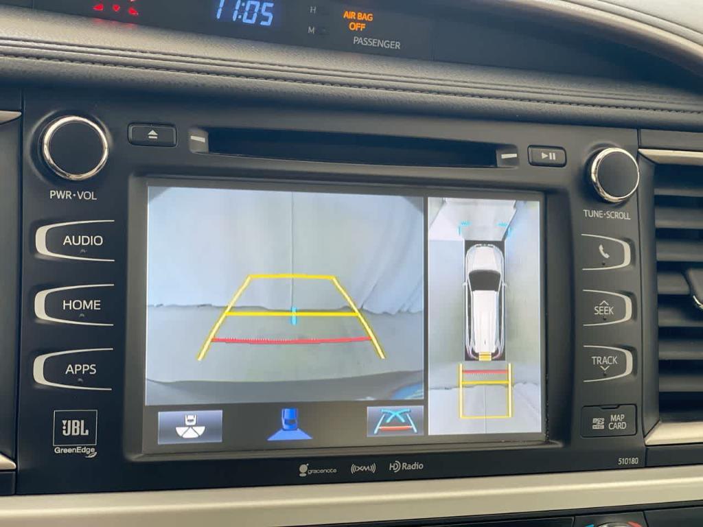 used 2018 Toyota Highlander car, priced at $21,423