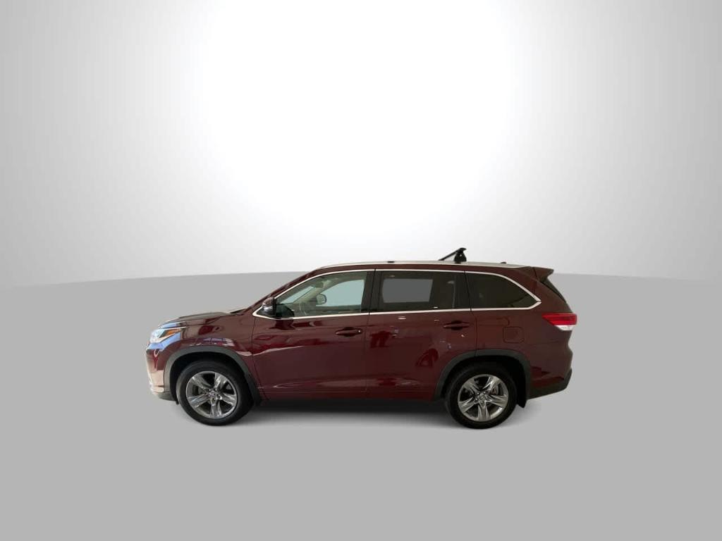 used 2018 Toyota Highlander car, priced at $21,423