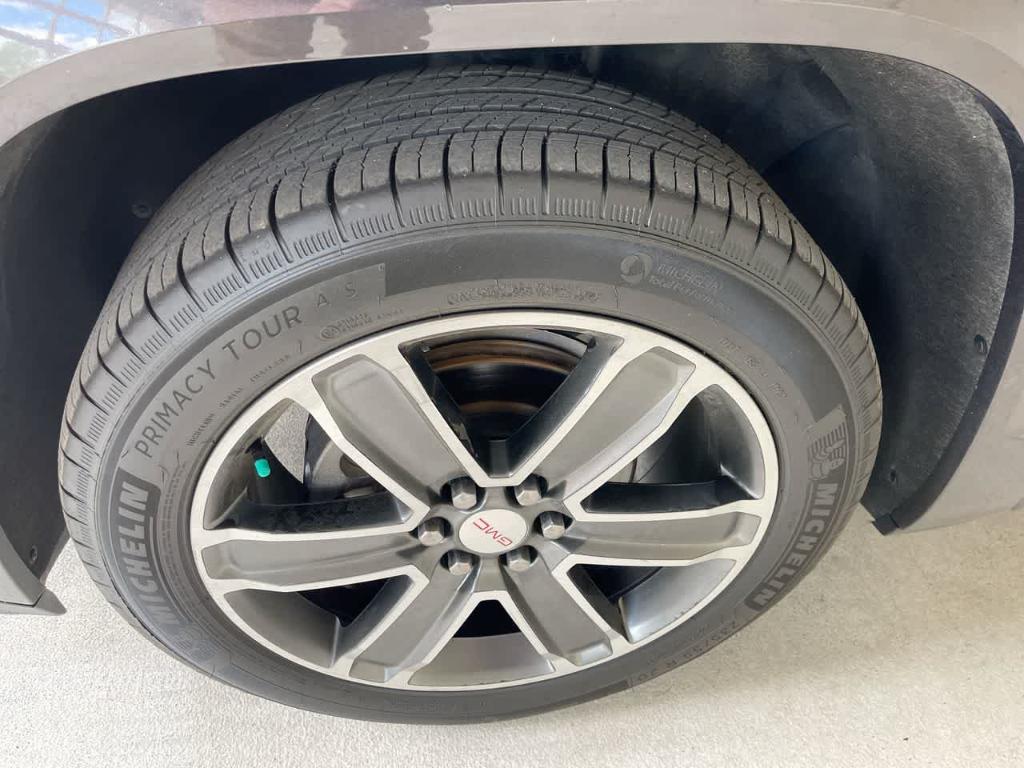 used 2019 GMC Acadia car, priced at $27,405