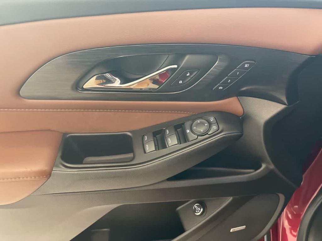 used 2019 Chevrolet Traverse car, priced at $23,399