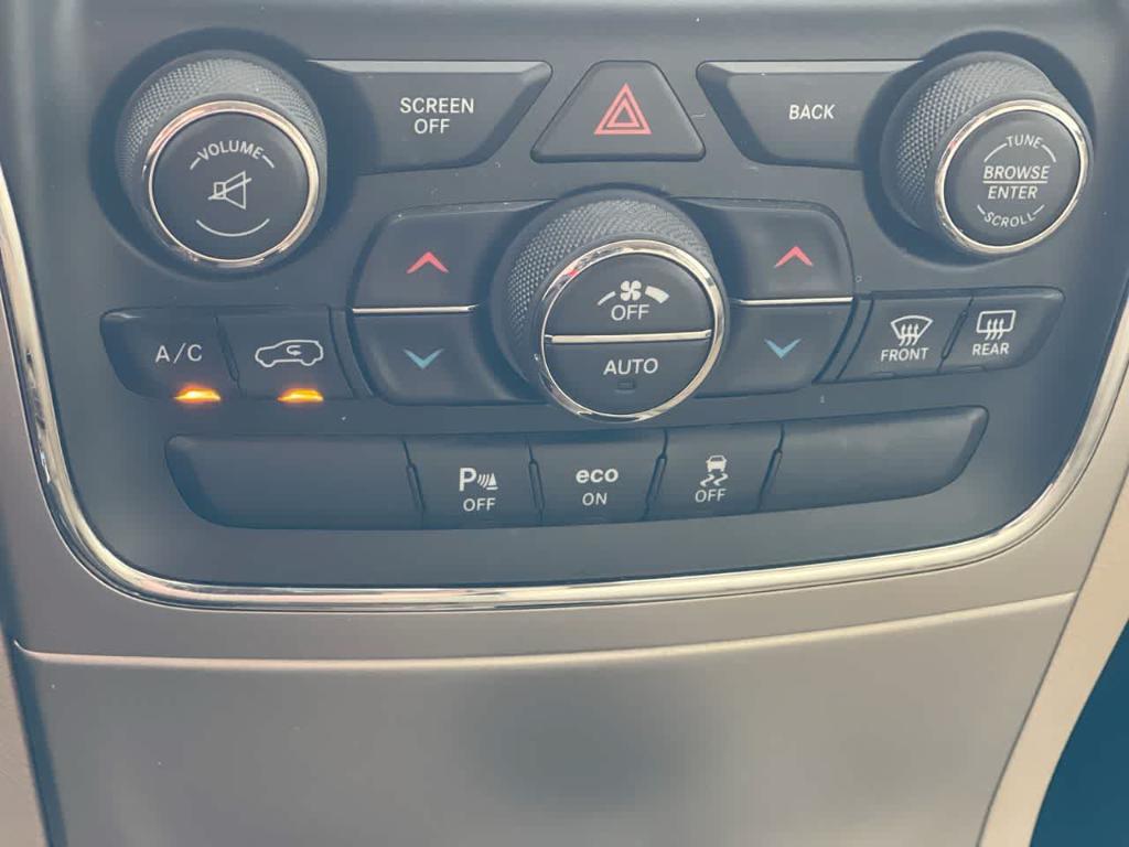 used 2015 Jeep Grand Cherokee car, priced at $15,336