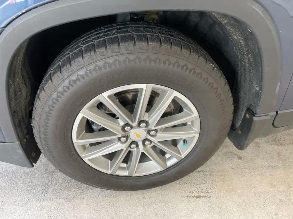 used 2022 Chevrolet Traverse car, priced at $29,658