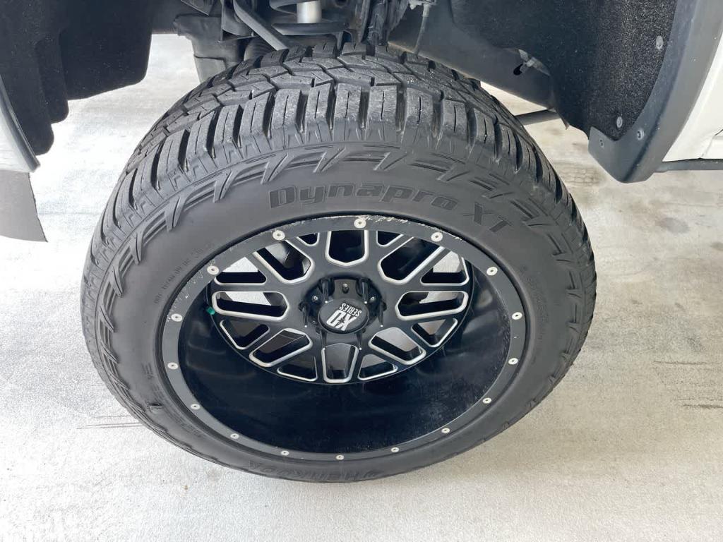 used 2017 GMC Sierra 1500 car, priced at $25,264