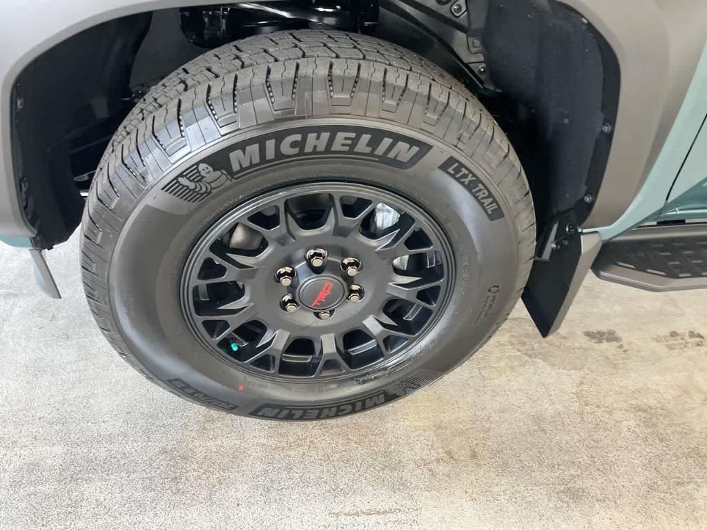 new 2025 Toyota 4Runner Hybrid car, priced at $61,069