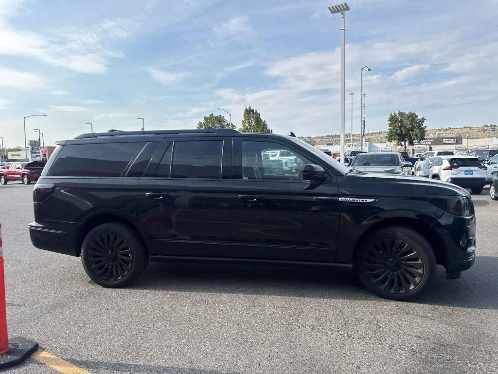 used 2019 Lincoln Navigator L car, priced at $36,441