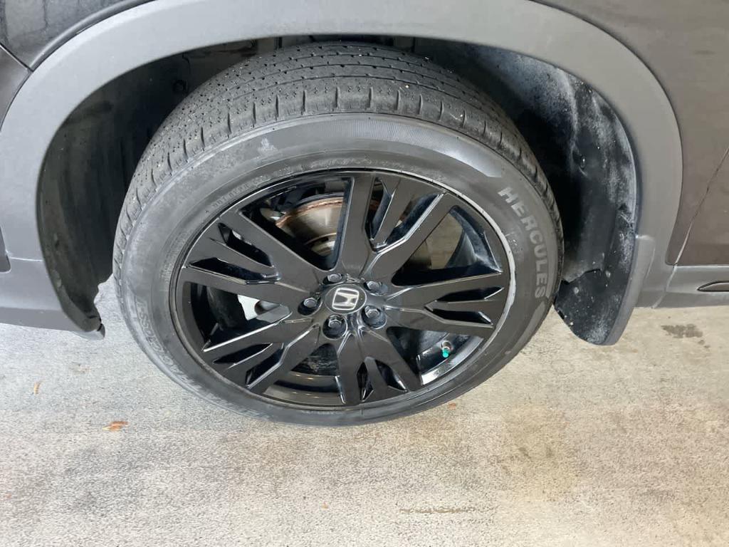 used 2022 Honda Pilot car, priced at $26,496