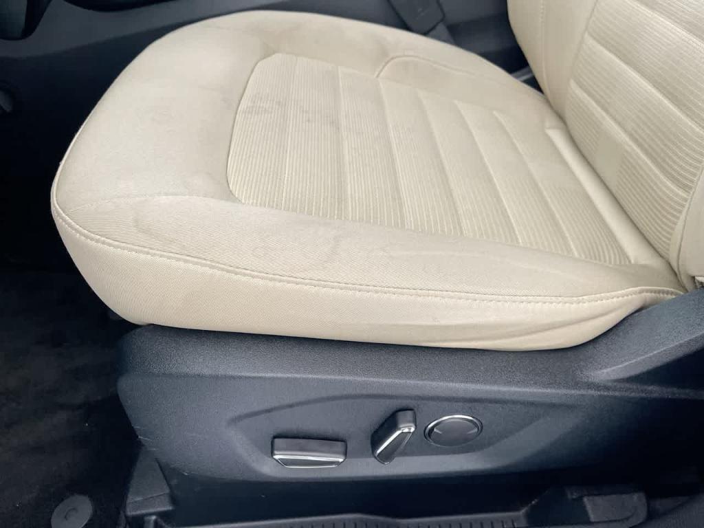 used 2017 Ford Edge car, priced at $16,175